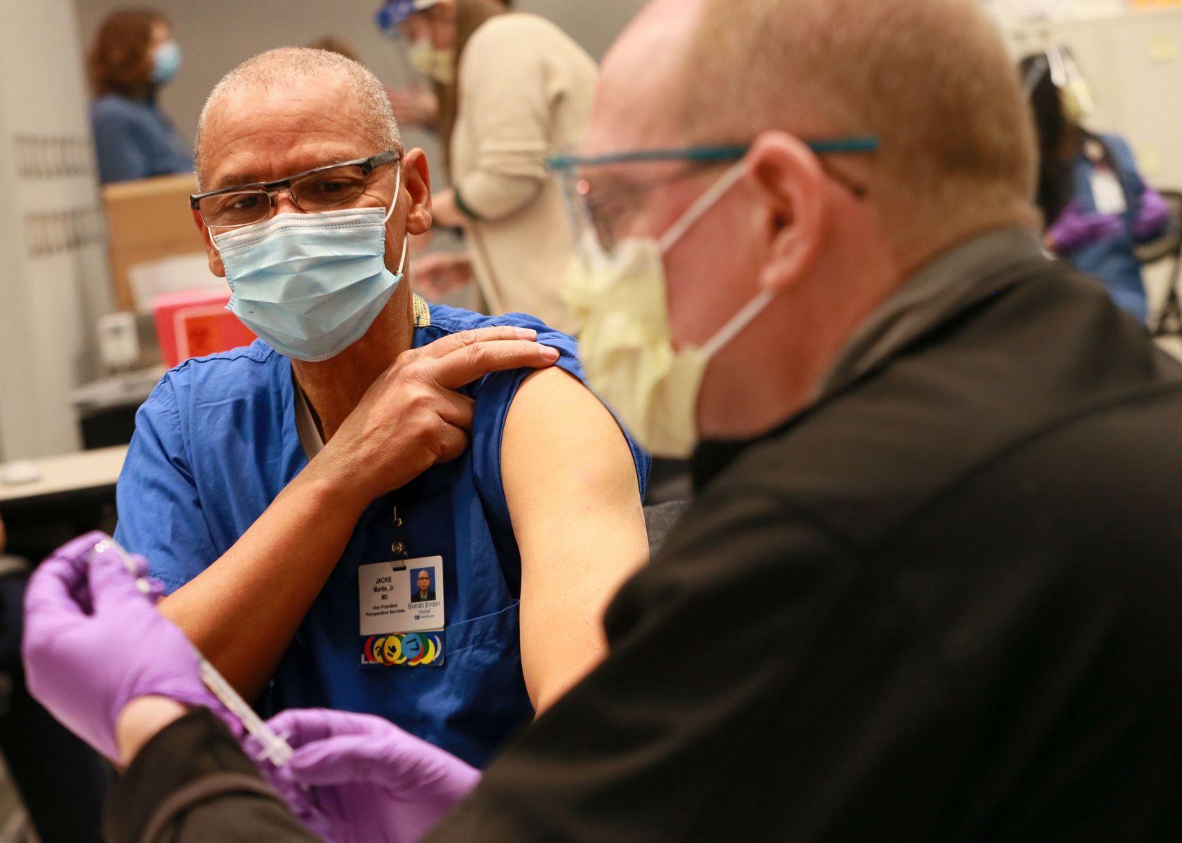 BJC begins vaccinating frontline caregivers